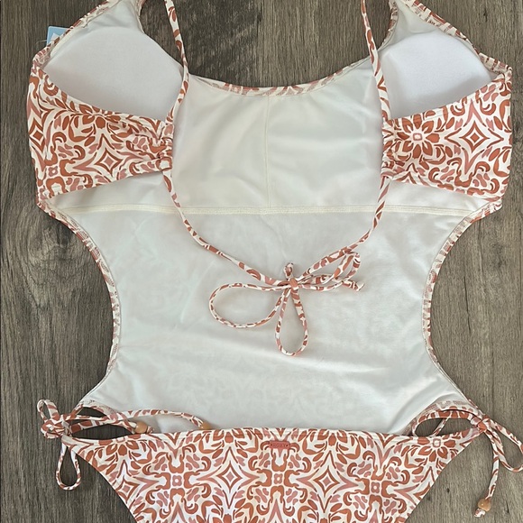 Roxy Orange and White One Piece Swimsuit with Cut-Out Details - Picture 6 of 11